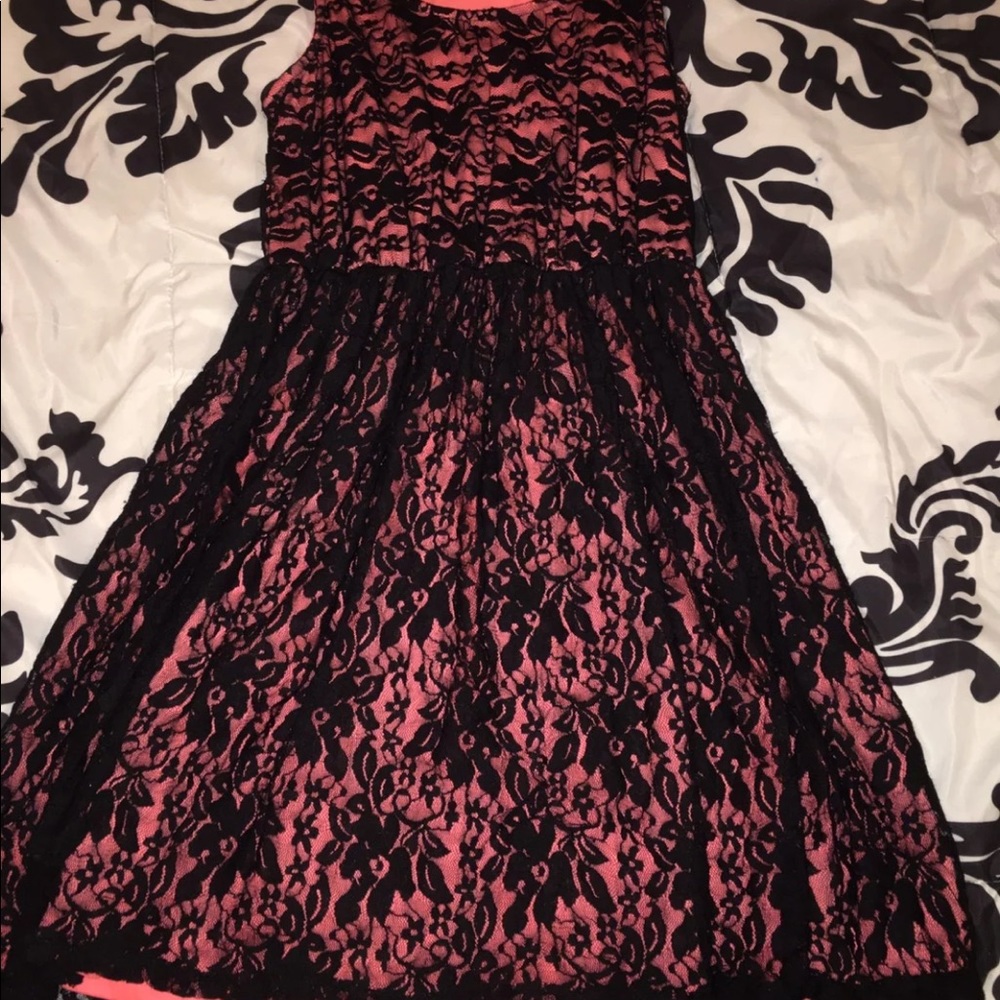 BaileyGirl Pink And Black Dress